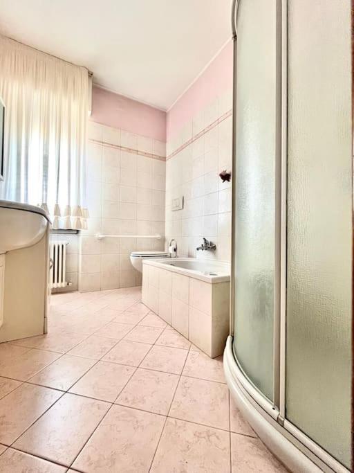 Da Antonella Apartment Bergamo Bagian luar foto